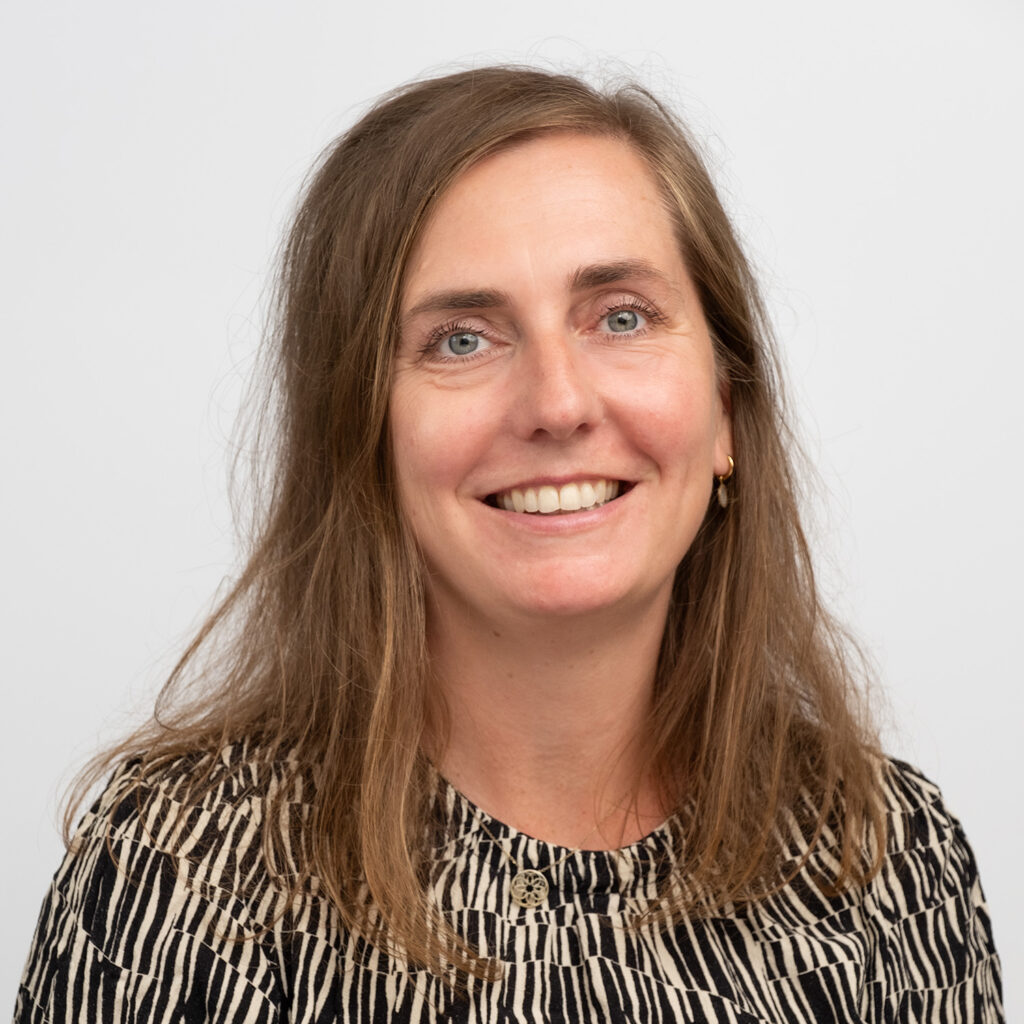 Evelien Borst